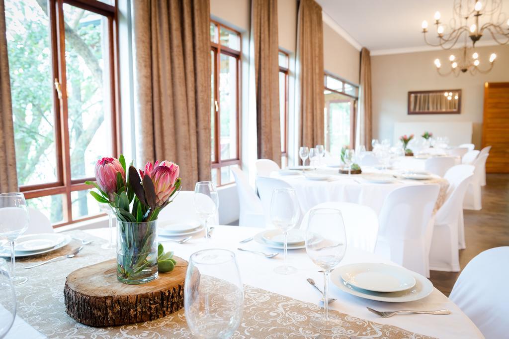 Hilton Bush Lodge & Function Venue Buitenkant foto